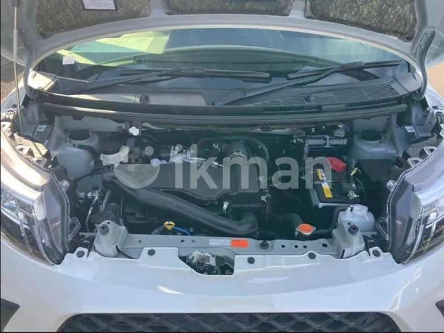 Toyota Roomy 2024 photo 3