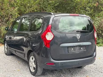 Dacia Lodgy 2015 photo 3