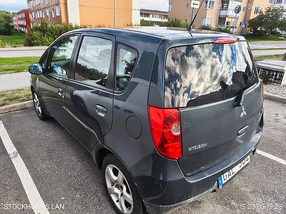 Mitsubishi Colt 2009 photo 3