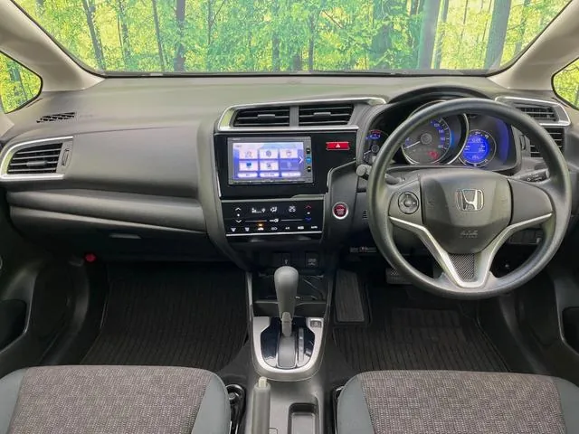 Honda Fit 2016 photo 2