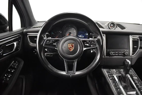 Porsche Macan 2018 photo 2