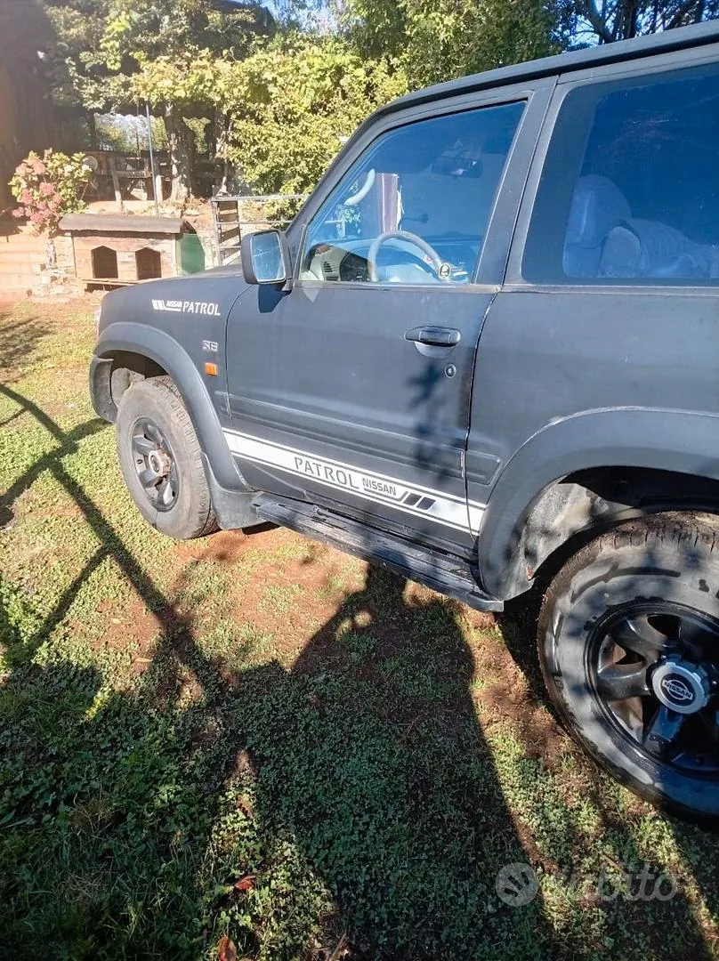 Nissan Patrol 1998 photo 5