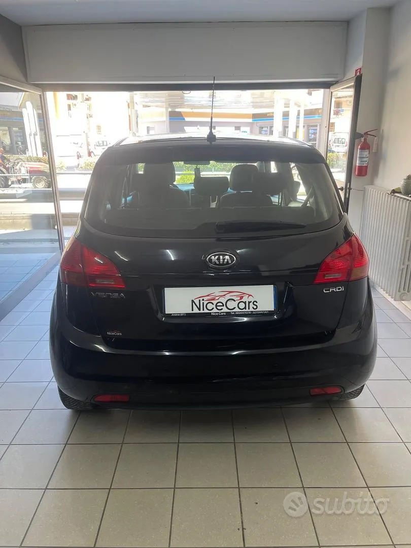 Kia Venga 2015 photo 4
