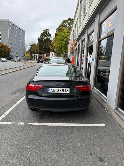 Audi A5 2009 photo 2