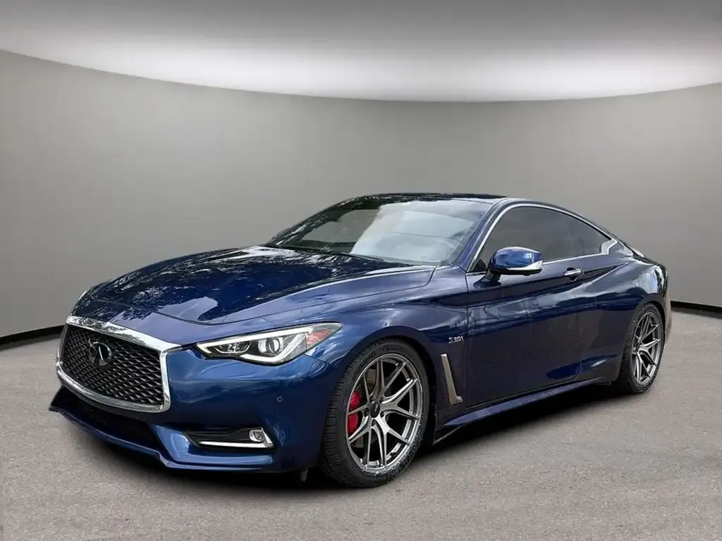 Infiniti Q60