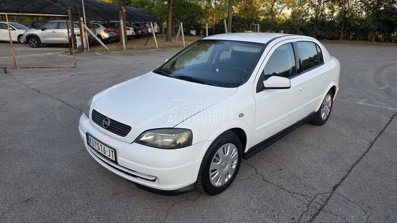 Opel Astra 2001 photo 2