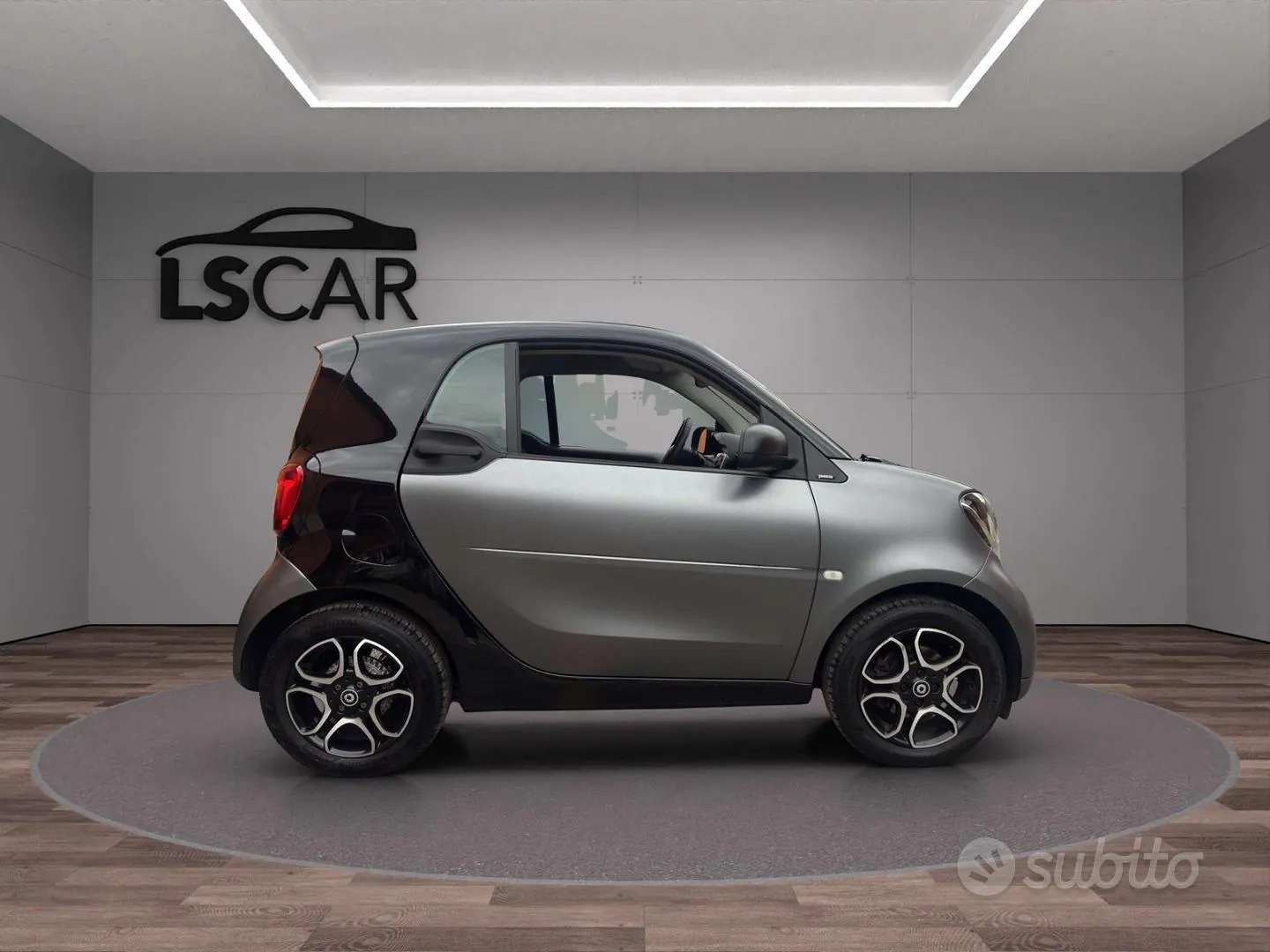 Smart Fortwo 2017 photo 2
