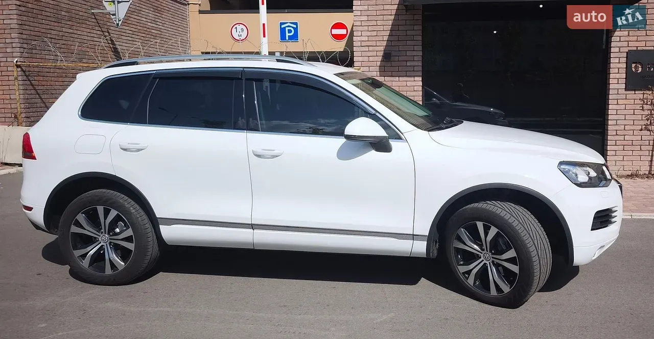 Volkswagen Touareg 2014 photo 3