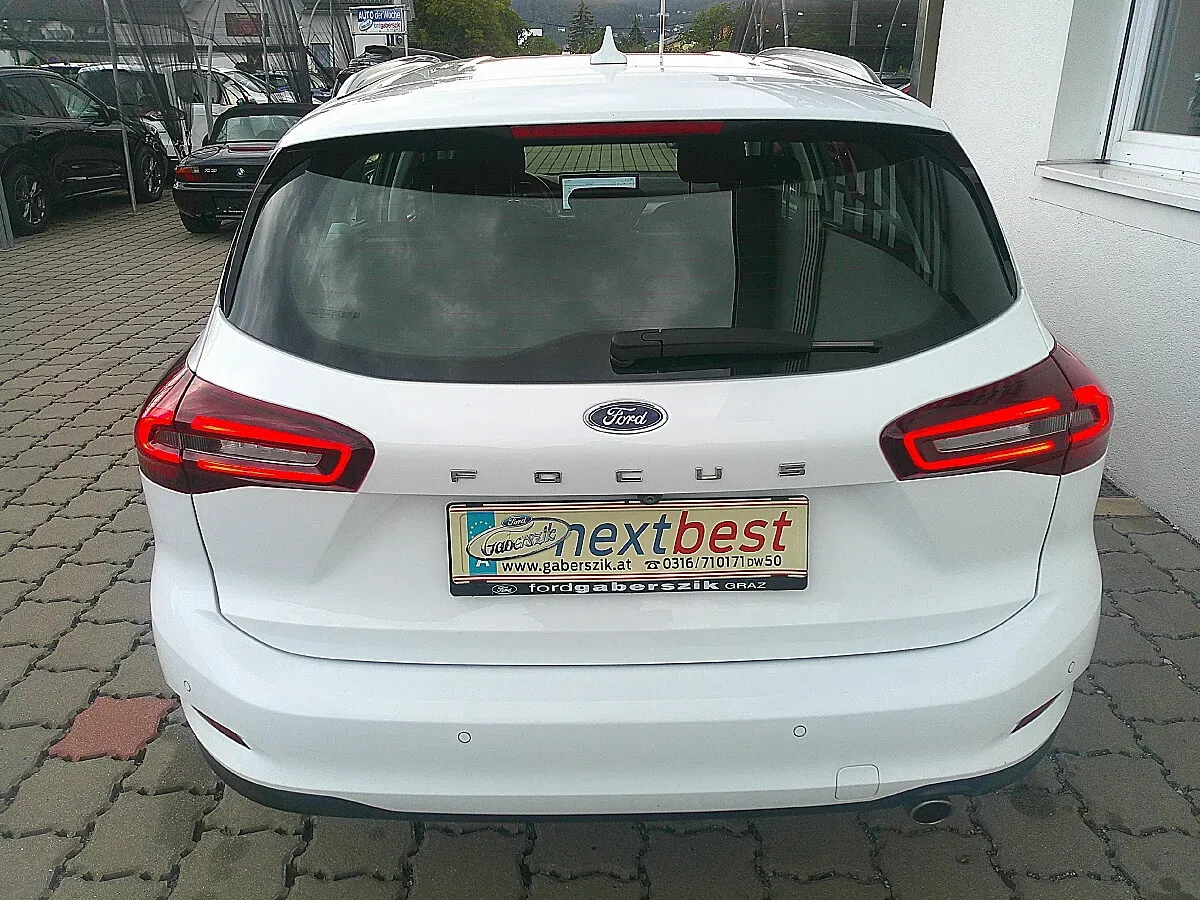 Ford Focus 2024 photo 3