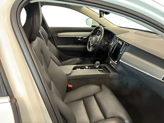 Volvo V90 2022 photo 4