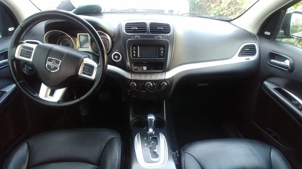 Dodge Journey 2012 photo 5
