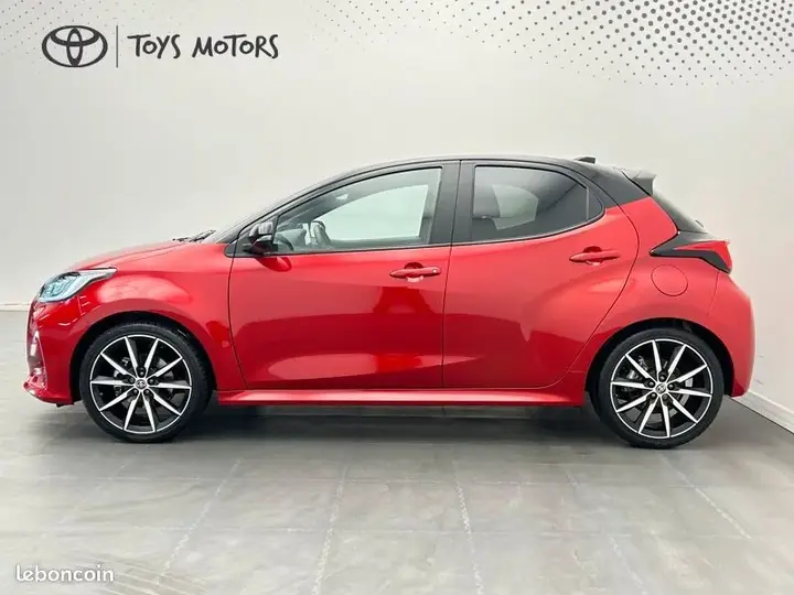 Toyota Yaris 2025 photo 2