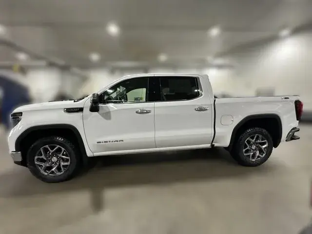 GMC Sierra 1500 2026 photo 2