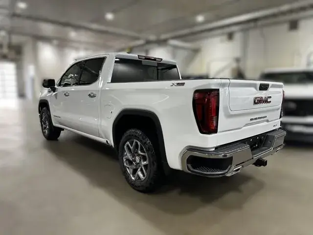 GMC Sierra 1500 2026 photo 3
