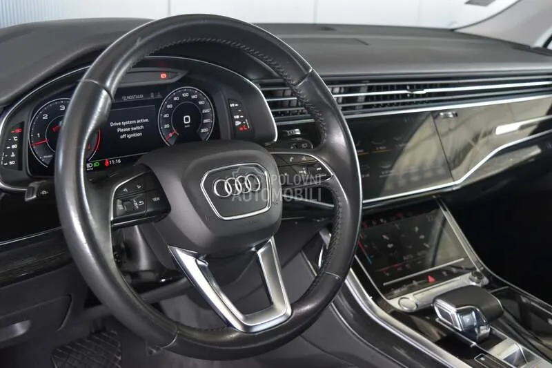 Audi Q7 2019 photo 4