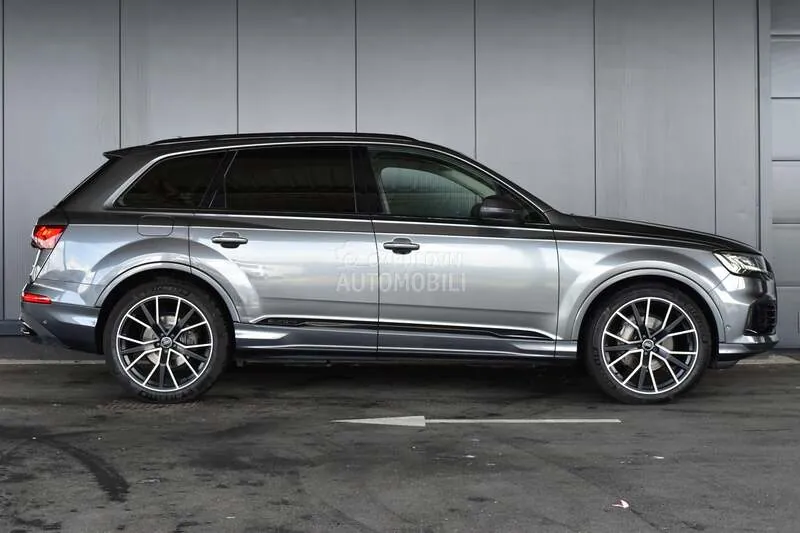 Audi Q7 2019 photo 3