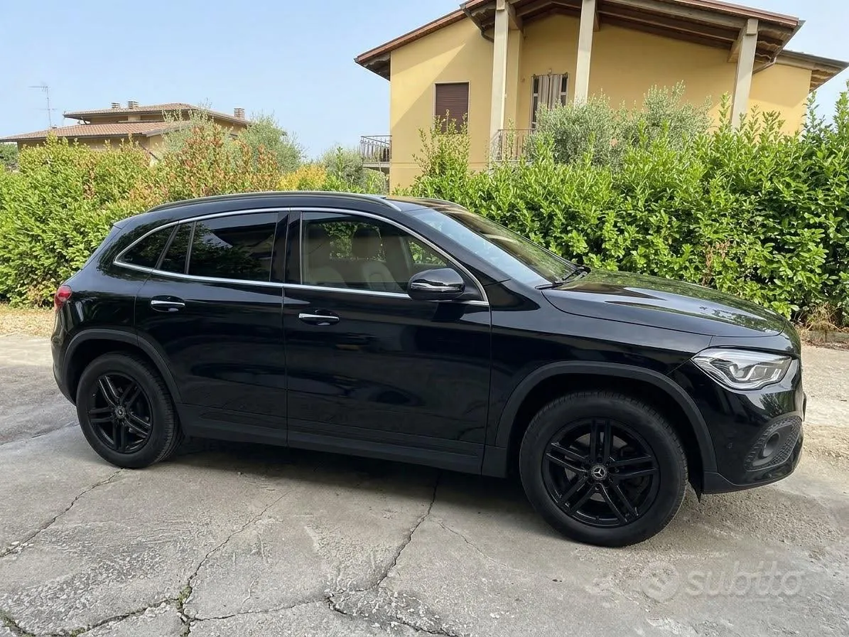 Mercedes-Benz Gla180