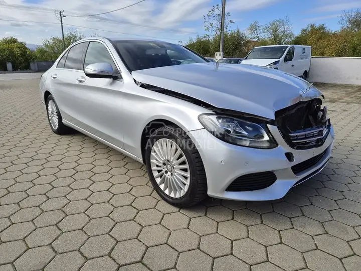 Mercedes-Benz C200