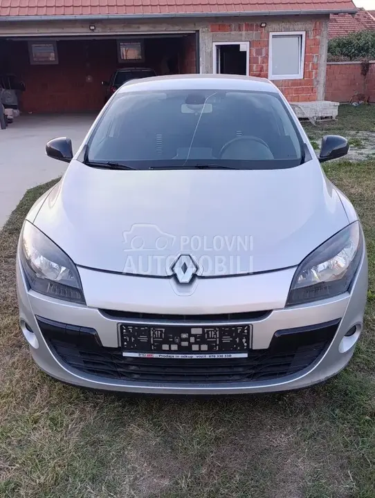 Renault Megane 2011 photo 3