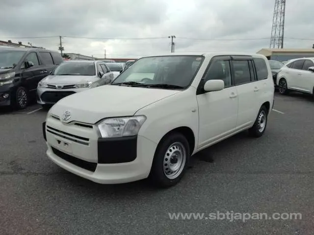 Toyota Succeed 2019 photo 2