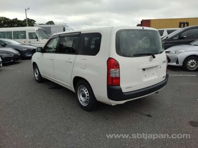 Toyota Succeed 2019 photo 3