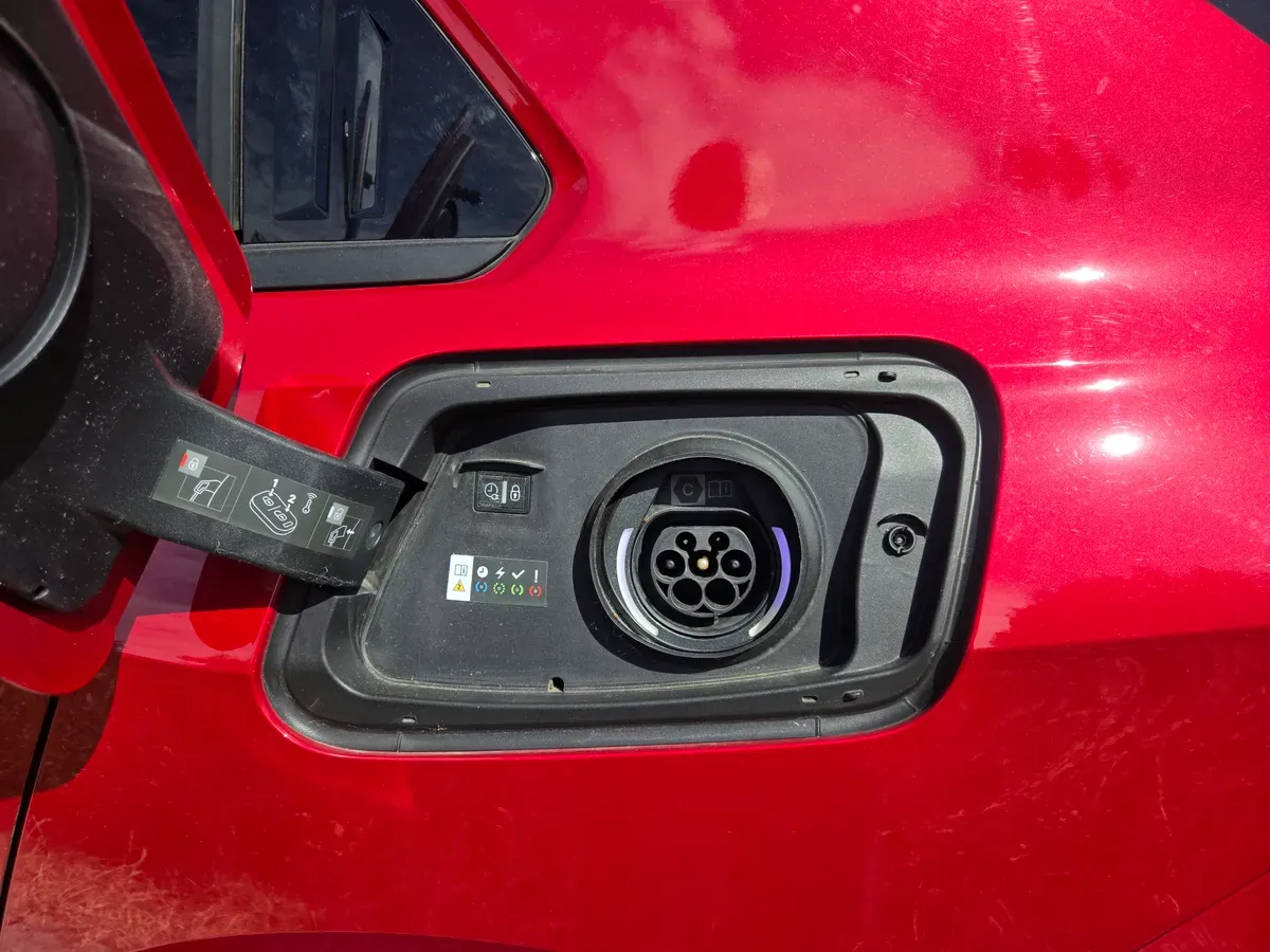 Opel Astra 2022 photo 3