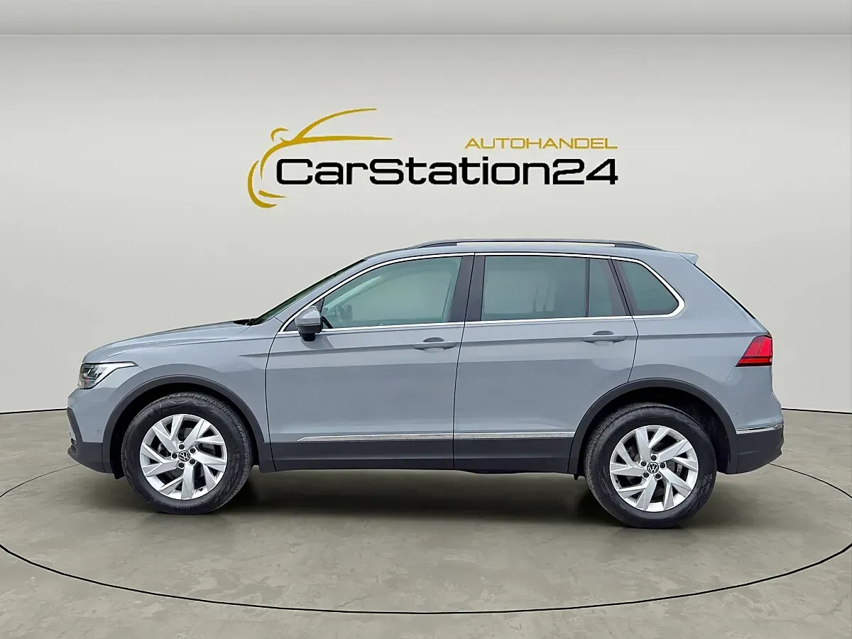 Volkswagen Tiguan 2022 photo 2