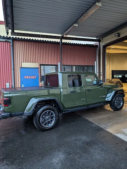 Jeep Gladiator 2021 photo 2