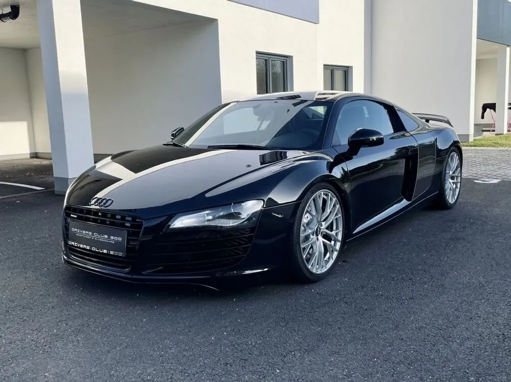 Audi R8 2007 photo 2