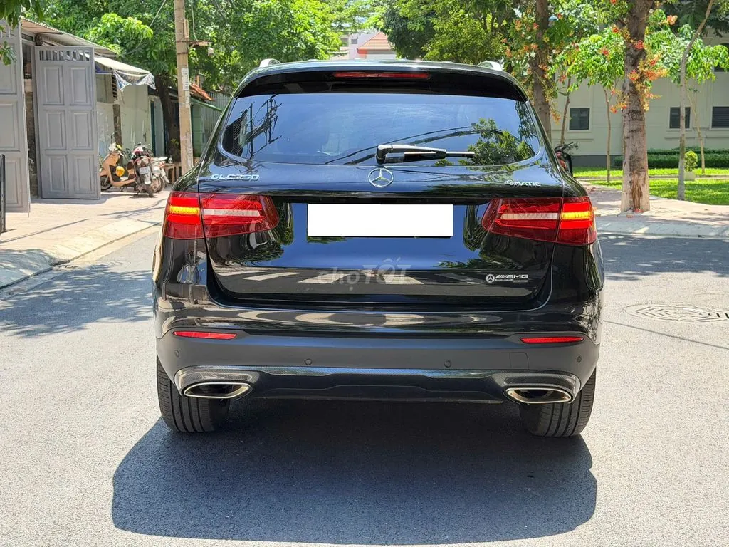 Mercedes-Benz Glc 2018 photo 3