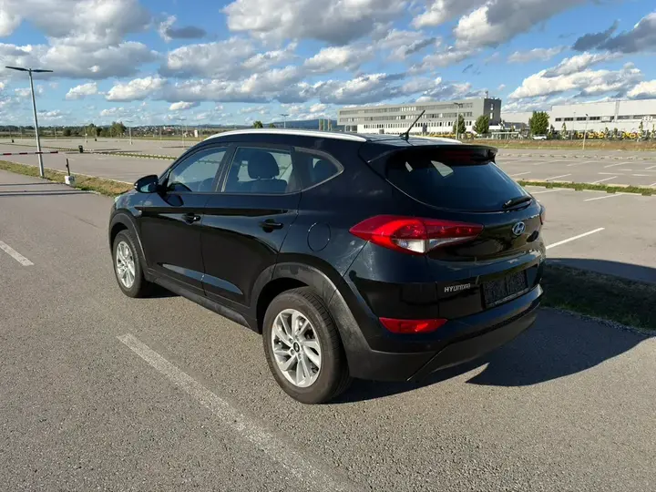 Hyundai Tucson 2015 photo 2