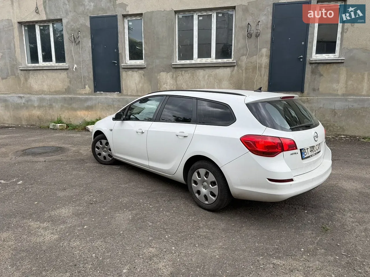 Opel Astra 2012 photo 3