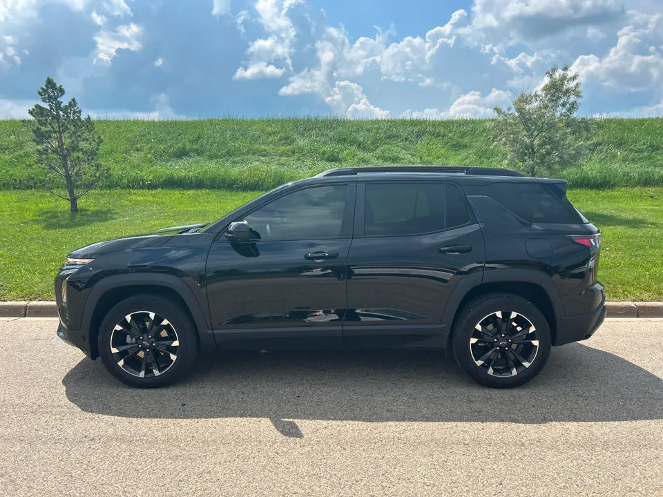 Chevrolet Equinox 2025 photo 2