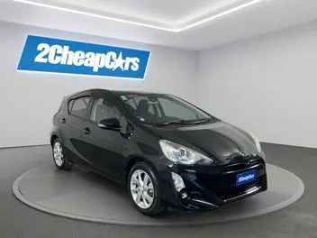 Toyota Aqua 2015 photo 4
