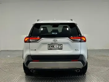 Toyota Rav4 2025 photo 5