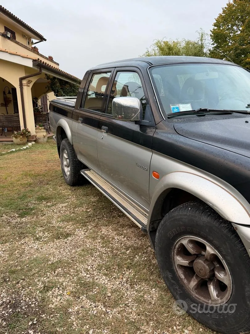 Mitsubishi L200 2000 photo 4