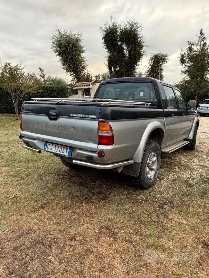 Mitsubishi L200 2000 photo 5