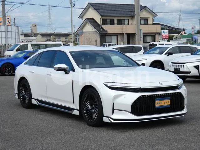 Toyota Crown photo 2