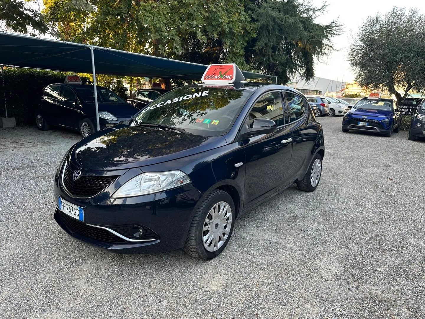 Lancia Ypsilon 2016 photo 2