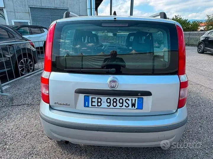 Fiat Panda 2010 photo 2
