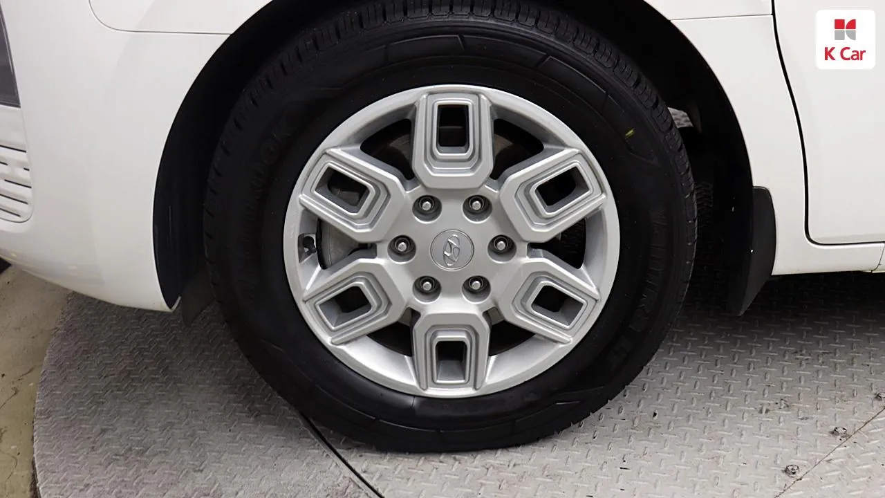 Hyundai Staria 2022 photo 5