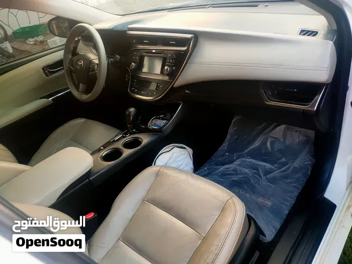 Toyota Avalon 2015 photo 3