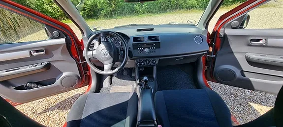 Suzuki Swift 2008 photo 5