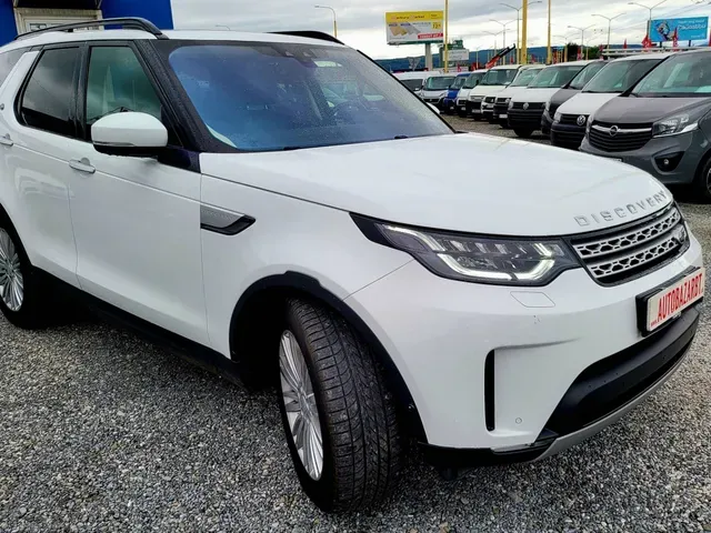Land Rover Discovery 2017 photo 3