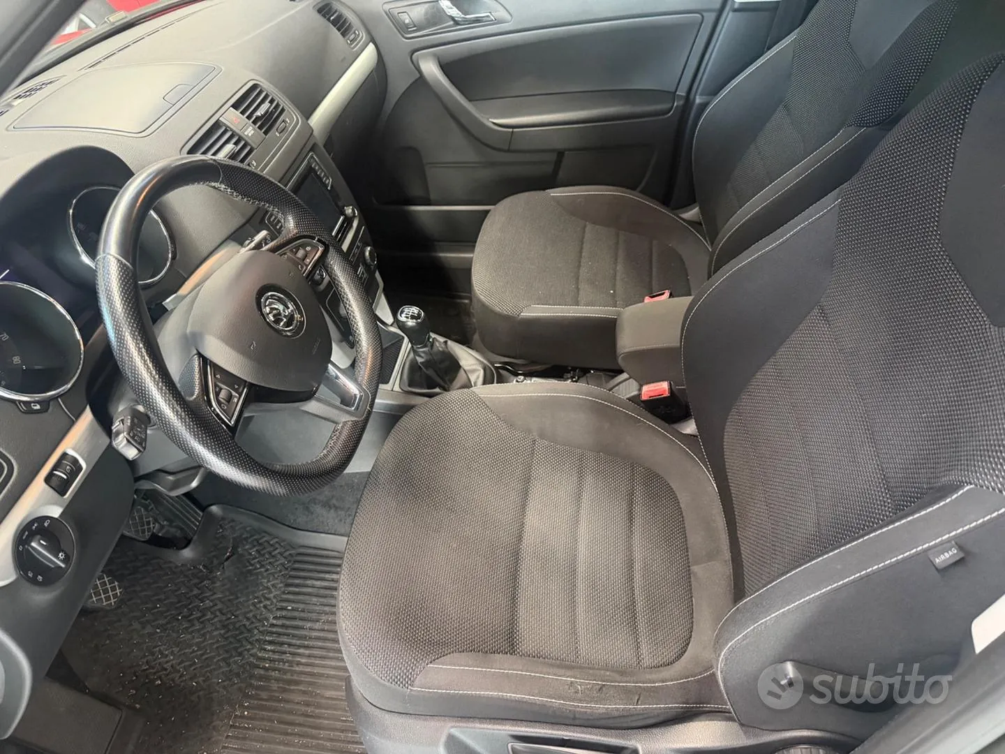 Skoda Yeti 2016 photo 5