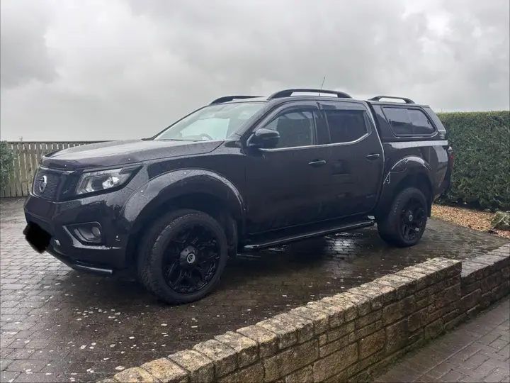 Nissan Navara 2021 photo 2