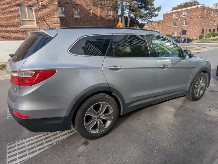 Hyundai Santa Fe 2015 photo 4