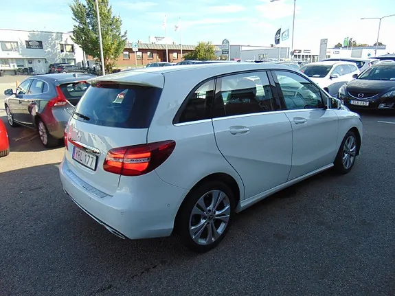 Mercedes-Benz B200 D 2019 photo 4