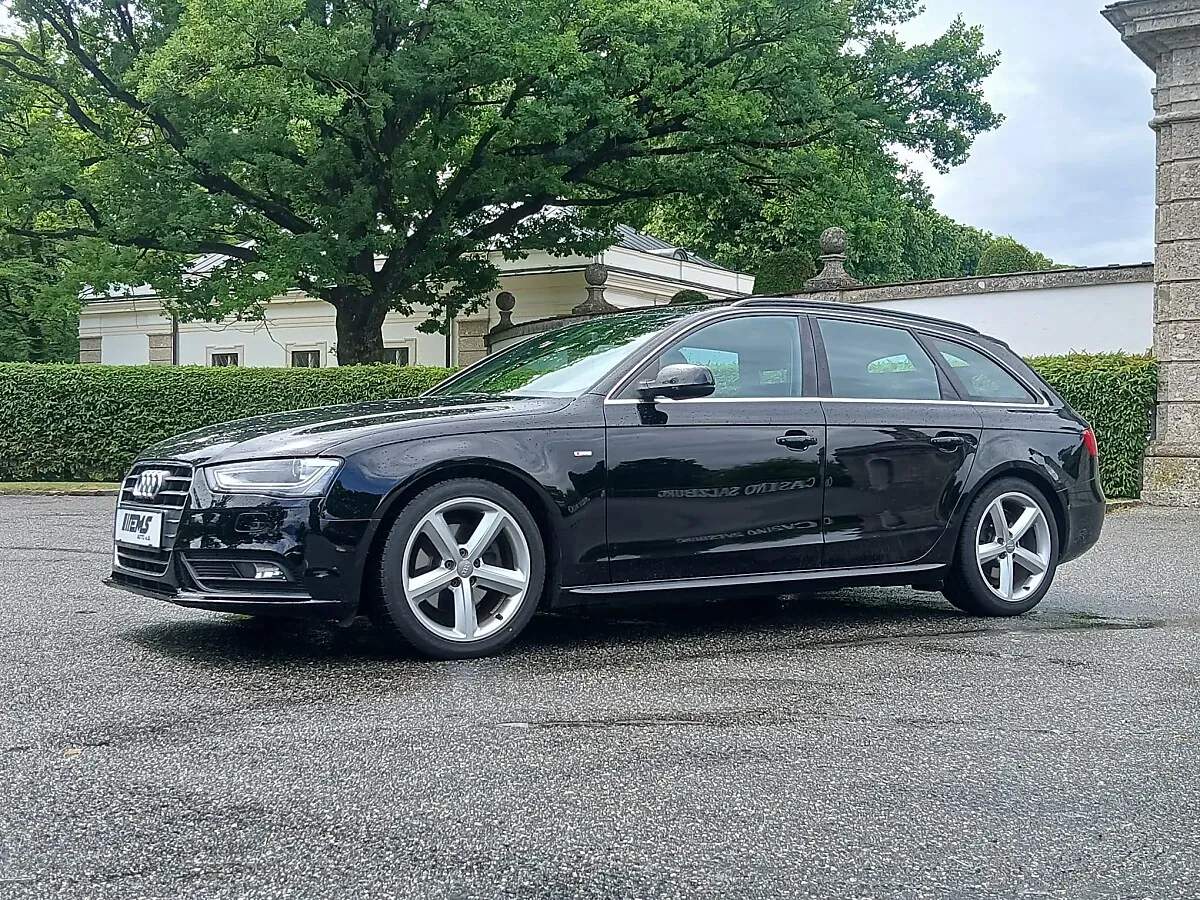 Audi A4 2012 photo 3