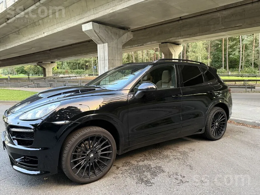 Porsche Cayenne 2011 photo 3